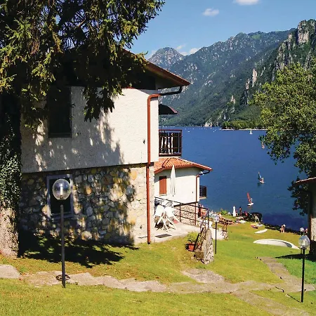 Flavia Apartman *